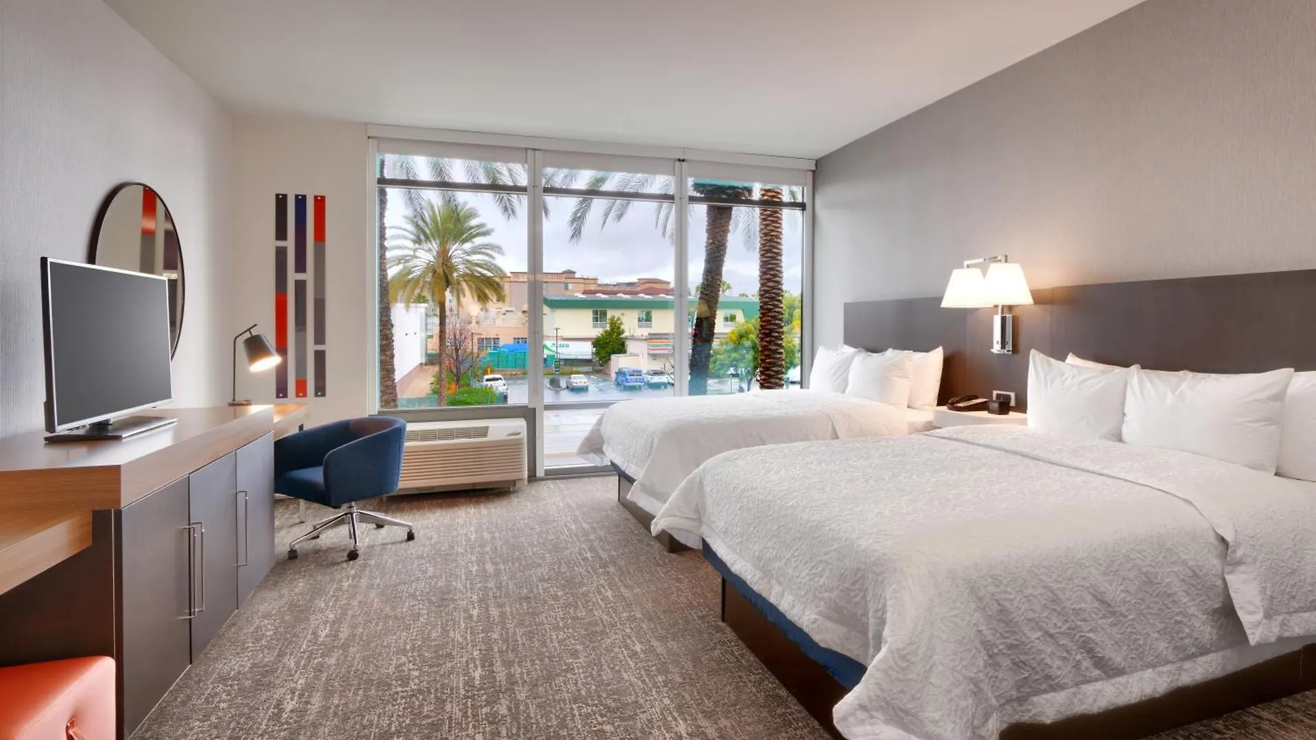 Hotel Hampton Inn & Suites Anaheim Resort Convention Center